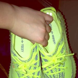 Yeezy V2 Frozen Yellow